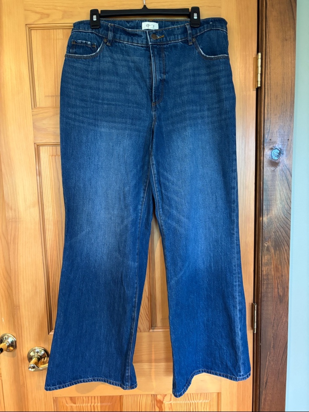 Women's Blue Denim Wide-Leg Jeans - Classic Straight Fit